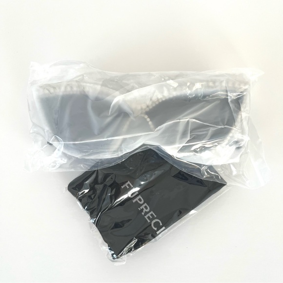 New Retro Cat Eye Glam Crystal Rhinestone Embellished Black Frame Sunglasses UV - Picture 9 of 9